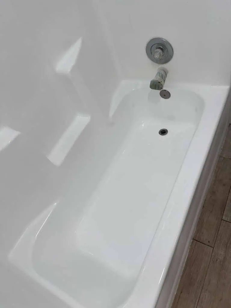 Tile Resurfacing & Grout Sealing
