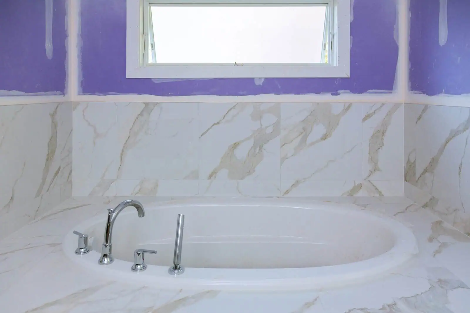 Bathtub Refinishing & Reglazing