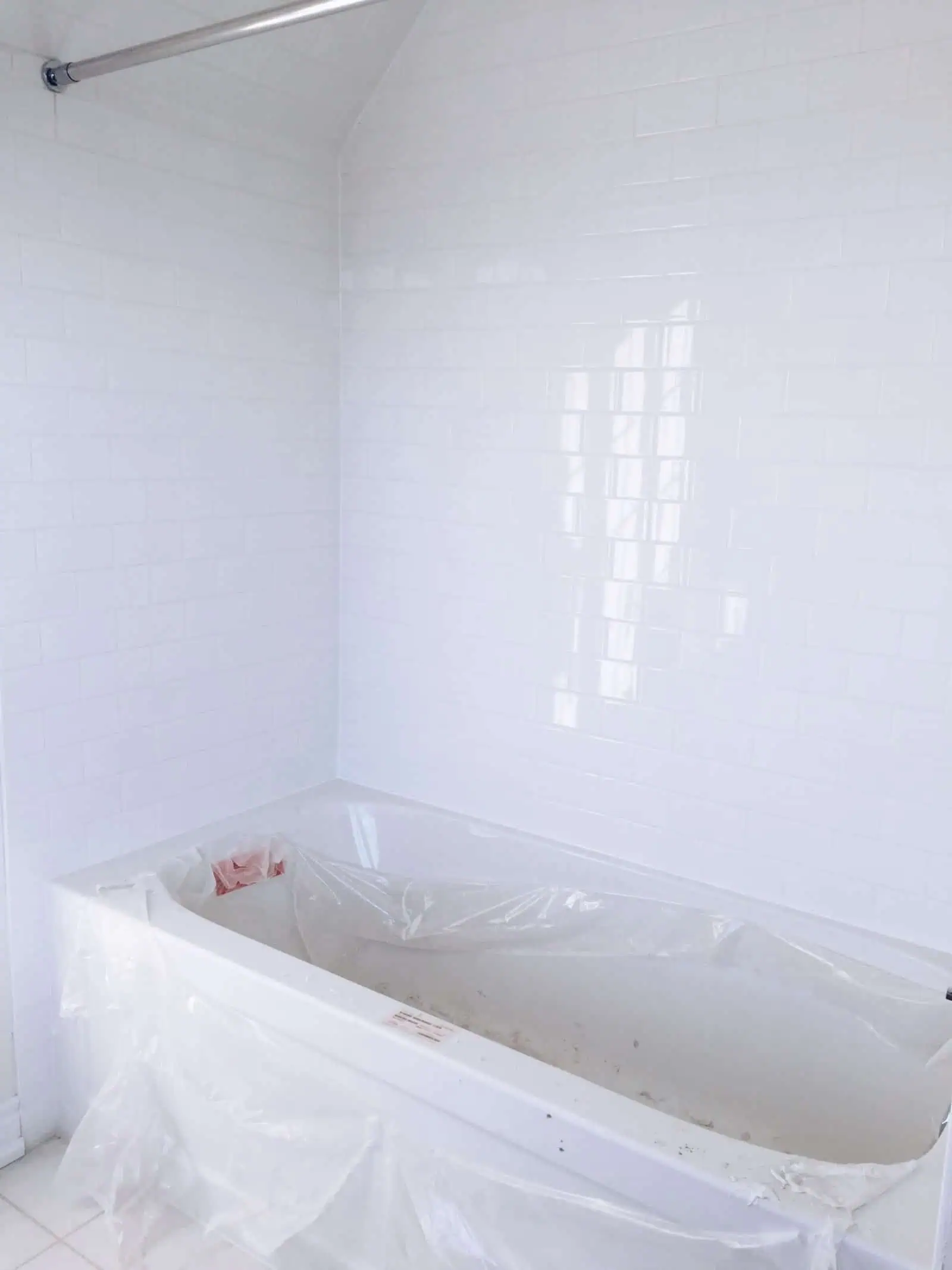 Professional Bathtub Reglazing